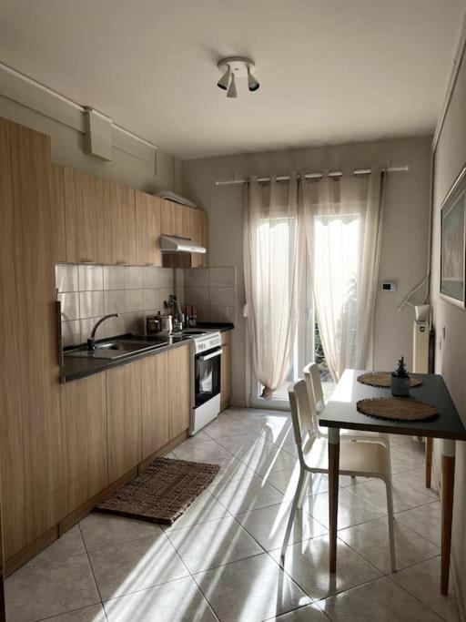 Letty'S Cozy Flat Apartment Peraía Exteriér fotografie