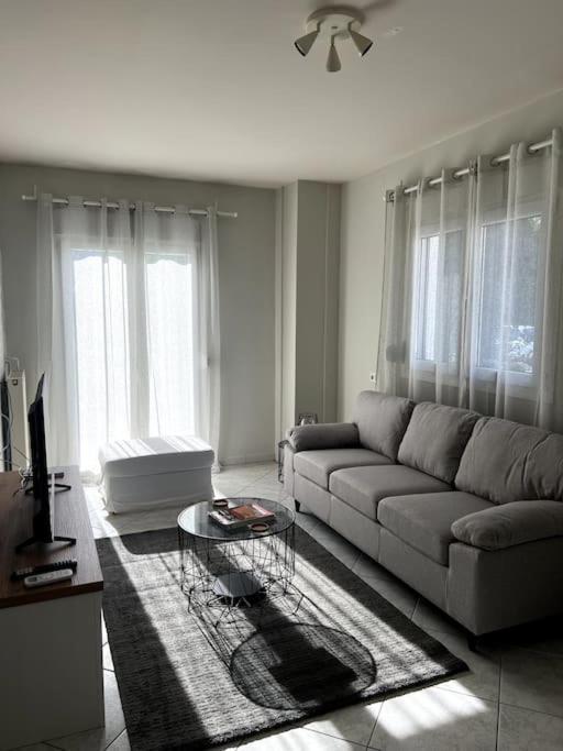 Letty'S Cozy Flat Apartment Peraía Exteriér fotografie